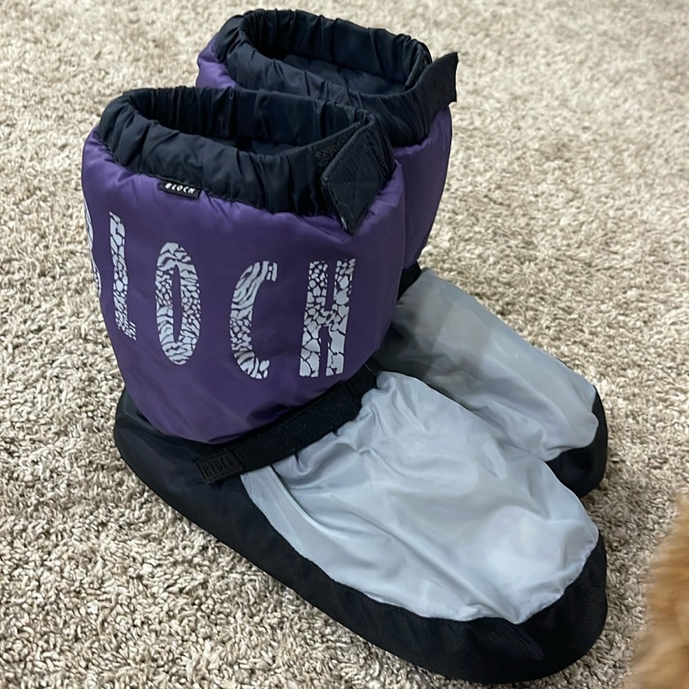 Like New Bloch Warm Up Dance Booties Size Small